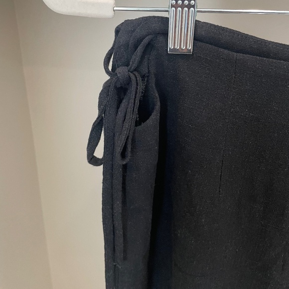 NWT Topshop Black Side Tie Linen Mini Skirt (Size US 4) - Picture 8 of 10